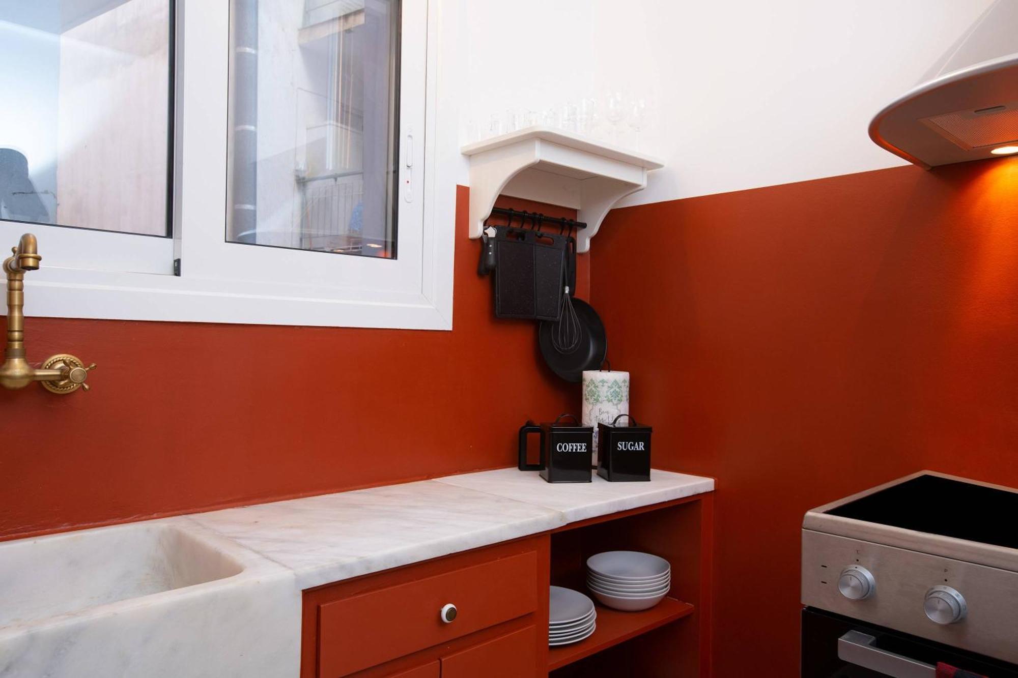 O&o Group Ruby's Urban Koukaki * Athen